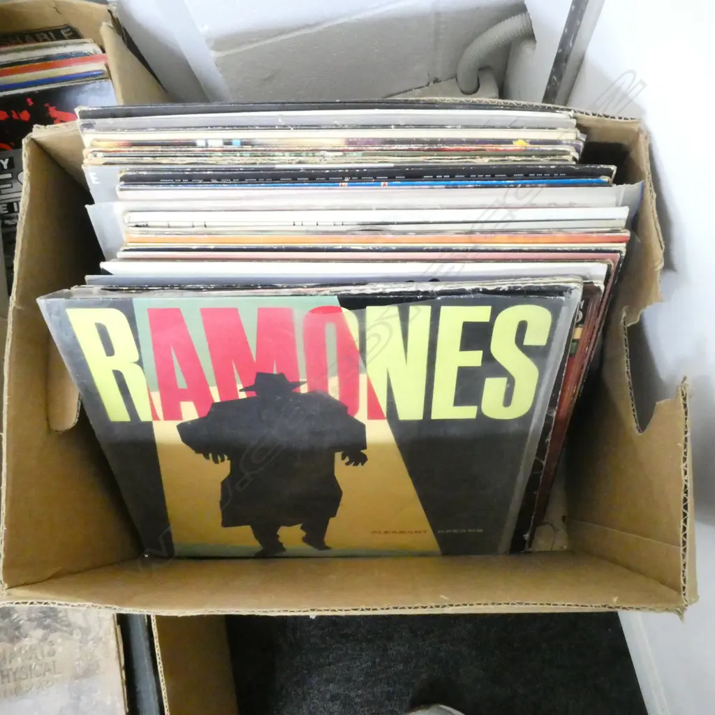 ASST. RECORDS; RAMONES, LENNON, EURYTHMICS ETC Image 1++