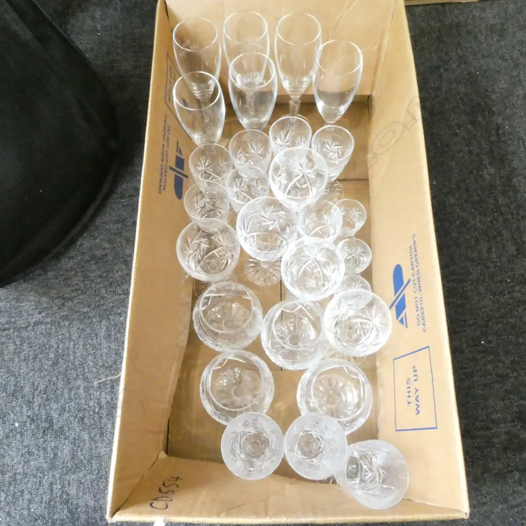 ASST. CRYSTAL & GLASSWARE Image 1++