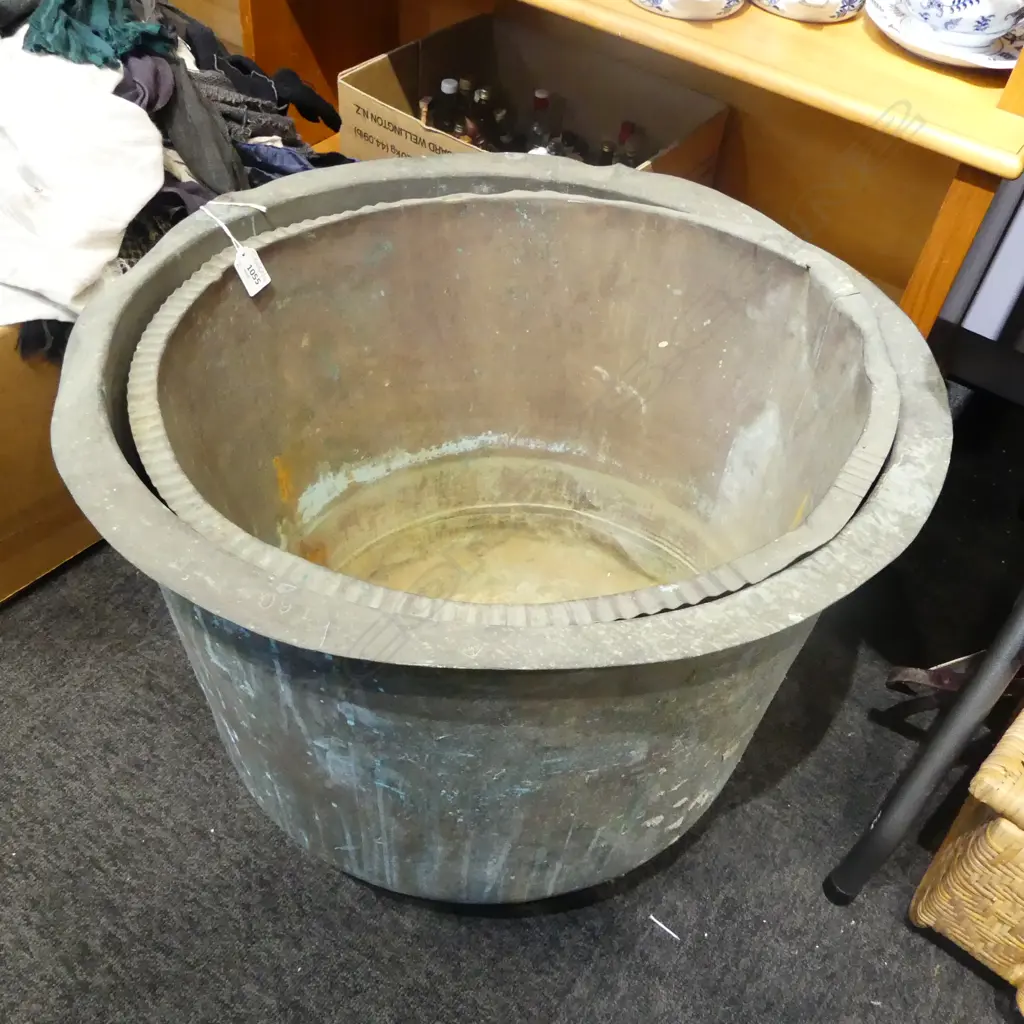 2 LG OLD LAUNDRY COPPERS H.410mm, 590mm dia Image 1++
