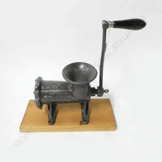 (3594) ANTIQUE CAST IRON BOARD MOUNTED 'ENTERPRISE TINNED No.22' MEAT CHOPPER L.355mm