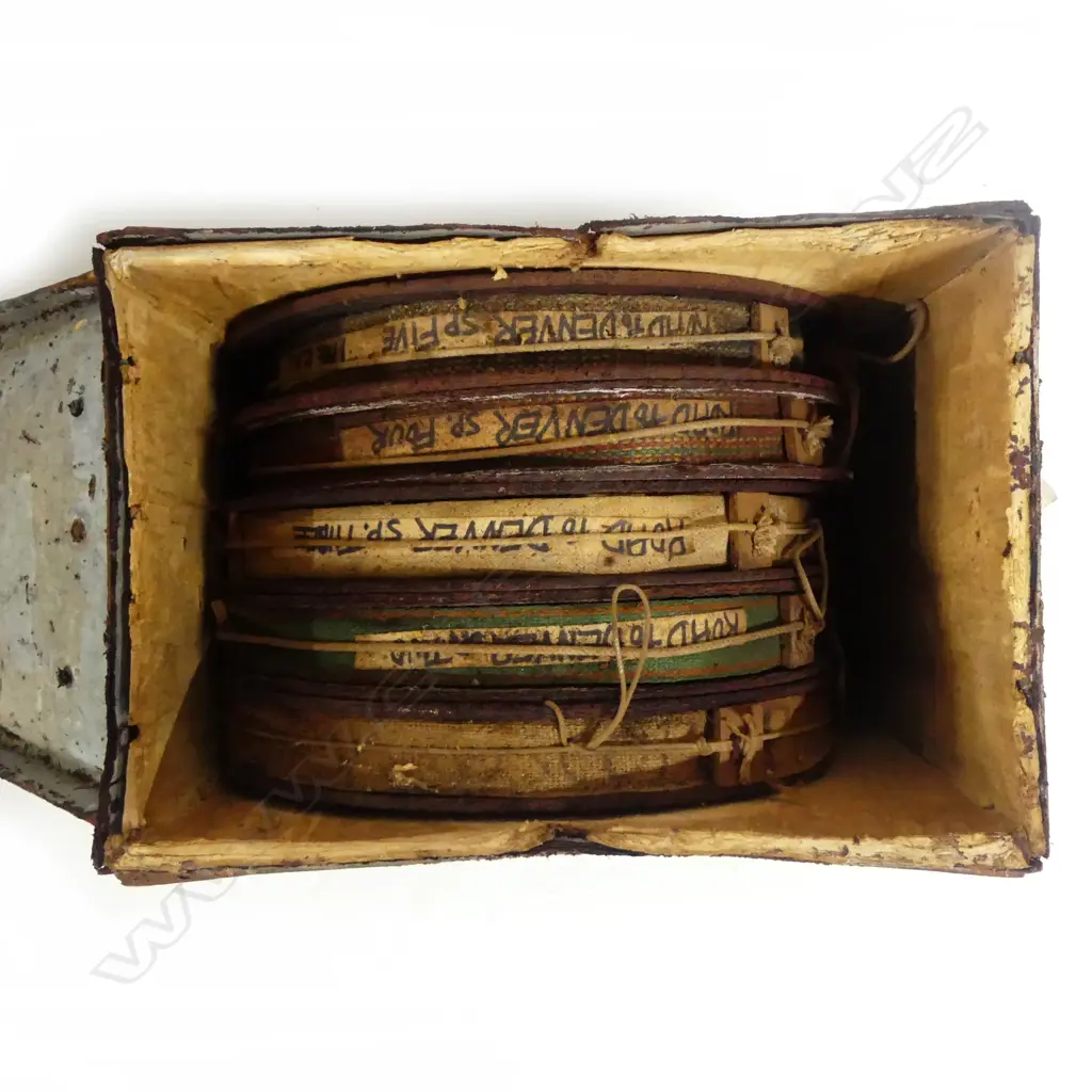 VINTAGE METAL MOVIE BOX CONTAINS 35MM MOVIE ROAD TO DENVER Image 1++