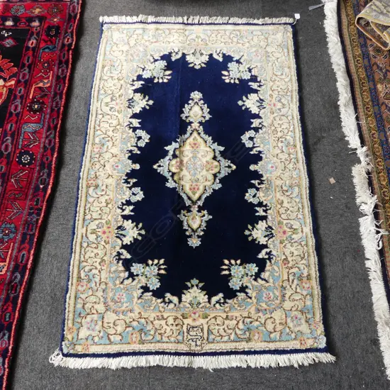 HAND KNOTTED WOOL PILE RUG 1530x940mm