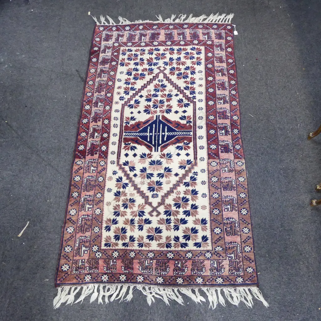 HAND KNOTTED WOOL PILE RUG 1890x1060mm Image 1++