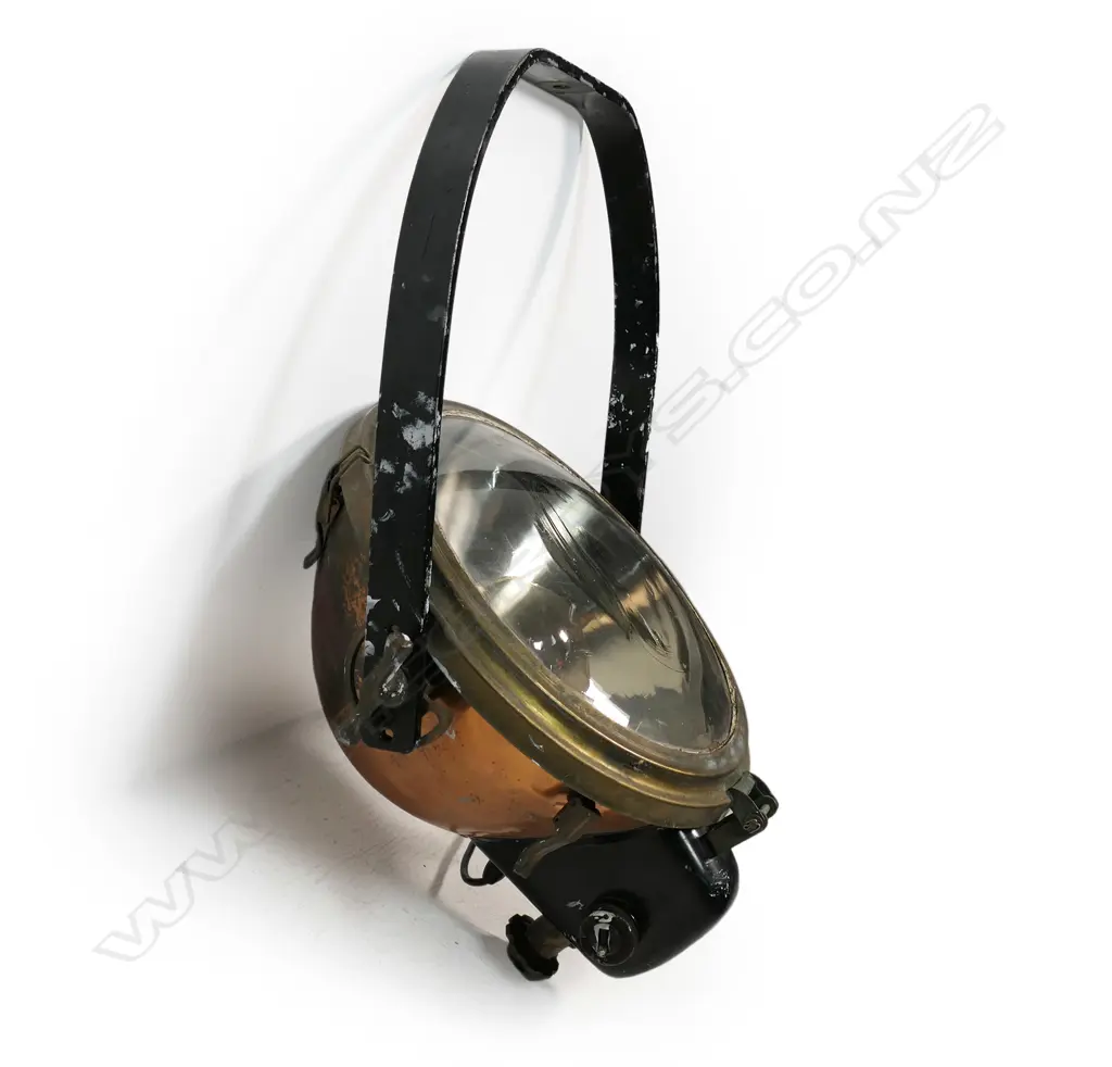 A vintage General Electric ship's search or spot light, Image 1++