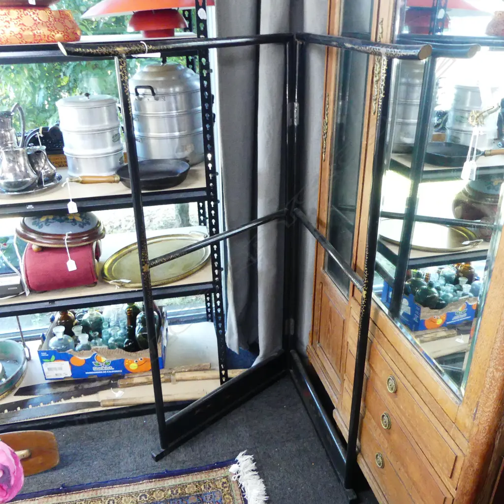 Japanese Iko room corner clothing rack H.1420mm Image 1++