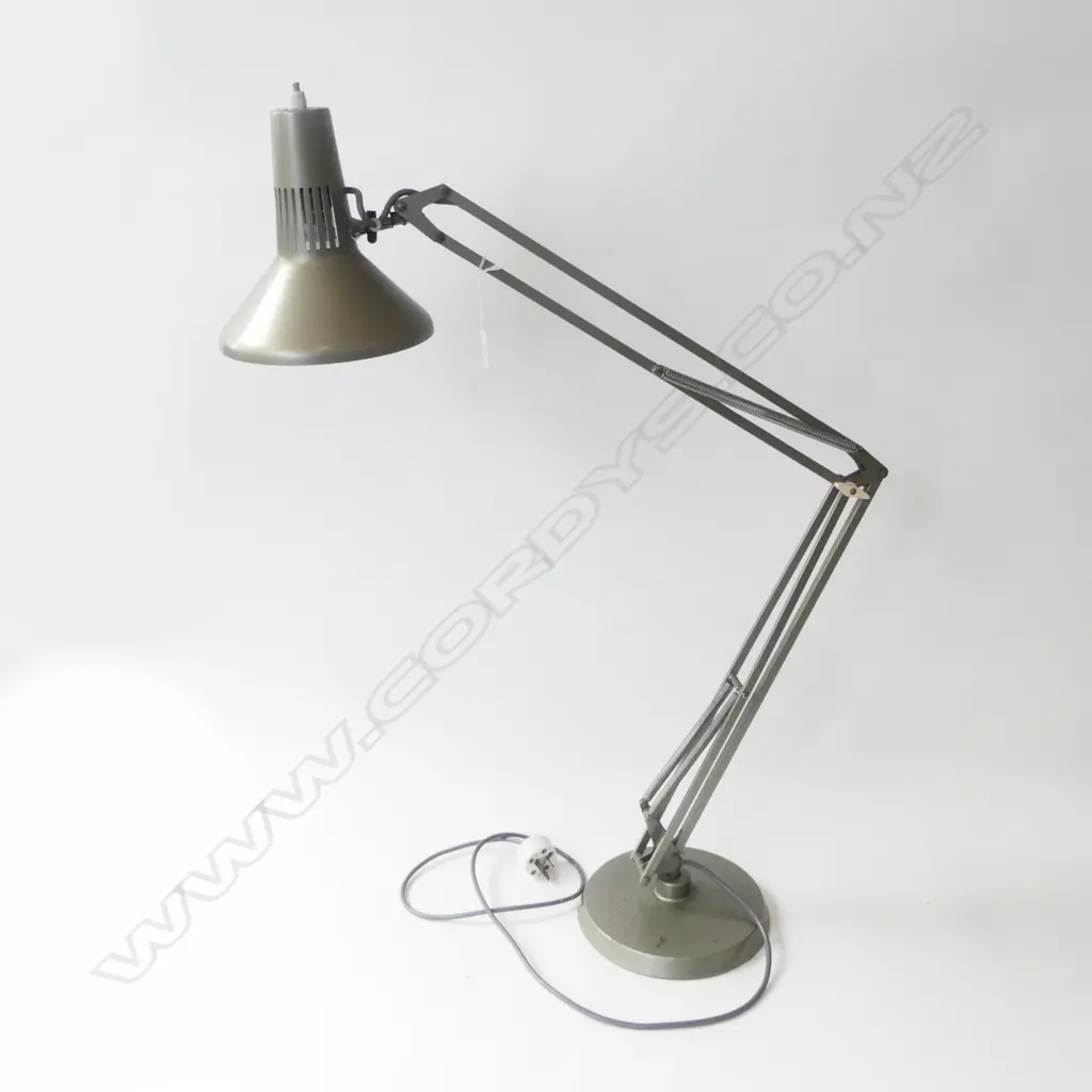 SUPERLUX DESK LIGHT H.1100mm Image 1++