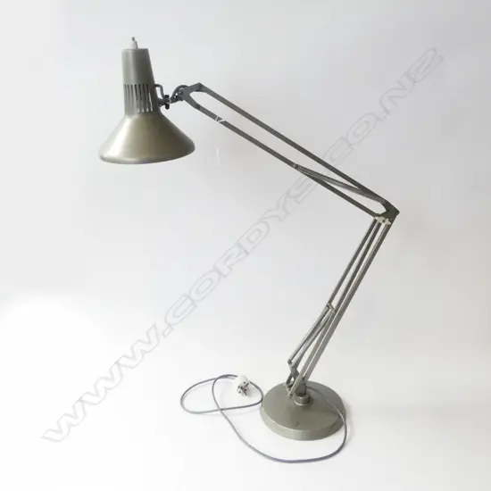 SUPERLUX DESK LIGHT H.1100mm