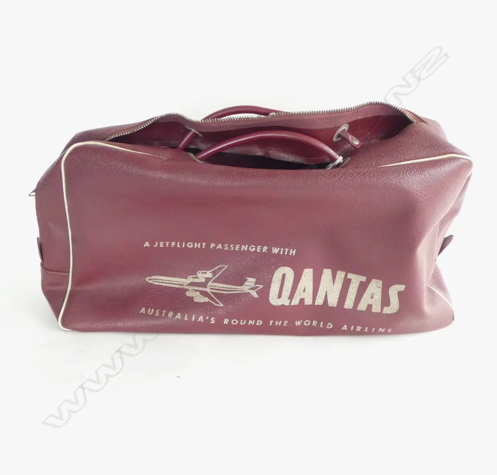 VINTAGE QANTAS 'JETFLIGHT PASSENGER' BAG L.430mm Image 1++