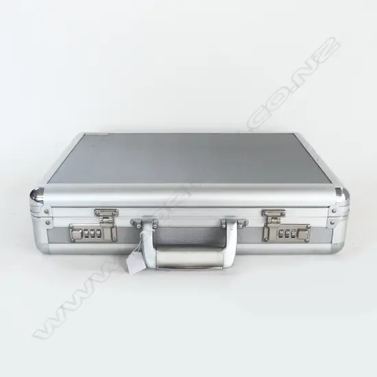Briefcase 000 combination