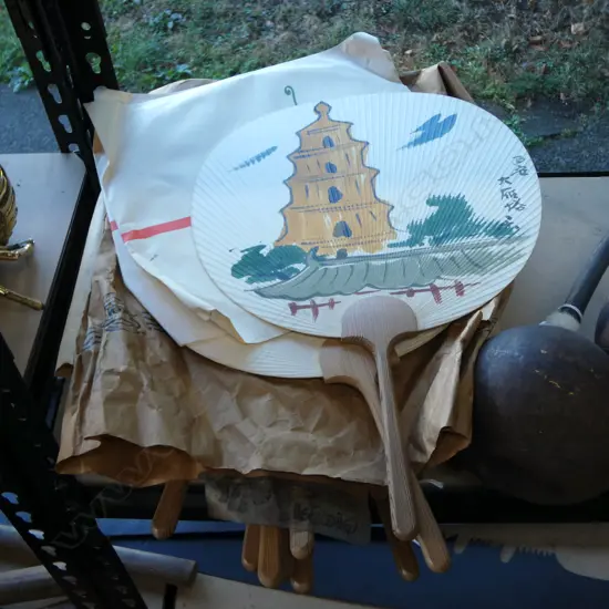 11 old style Japanese hand fans