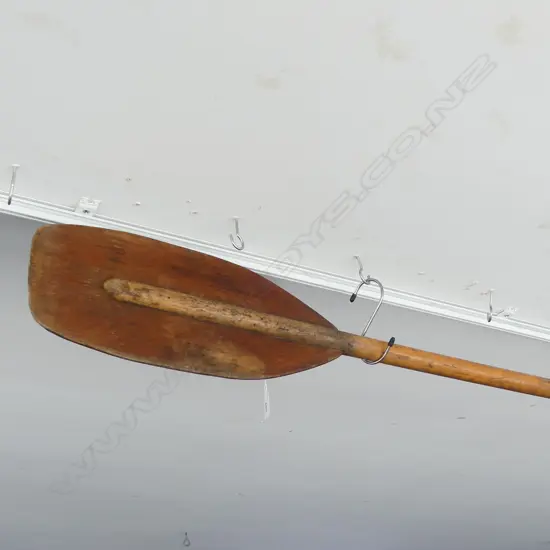 VINTAGE WOODEN KAYAK PADDLE L.2500mm