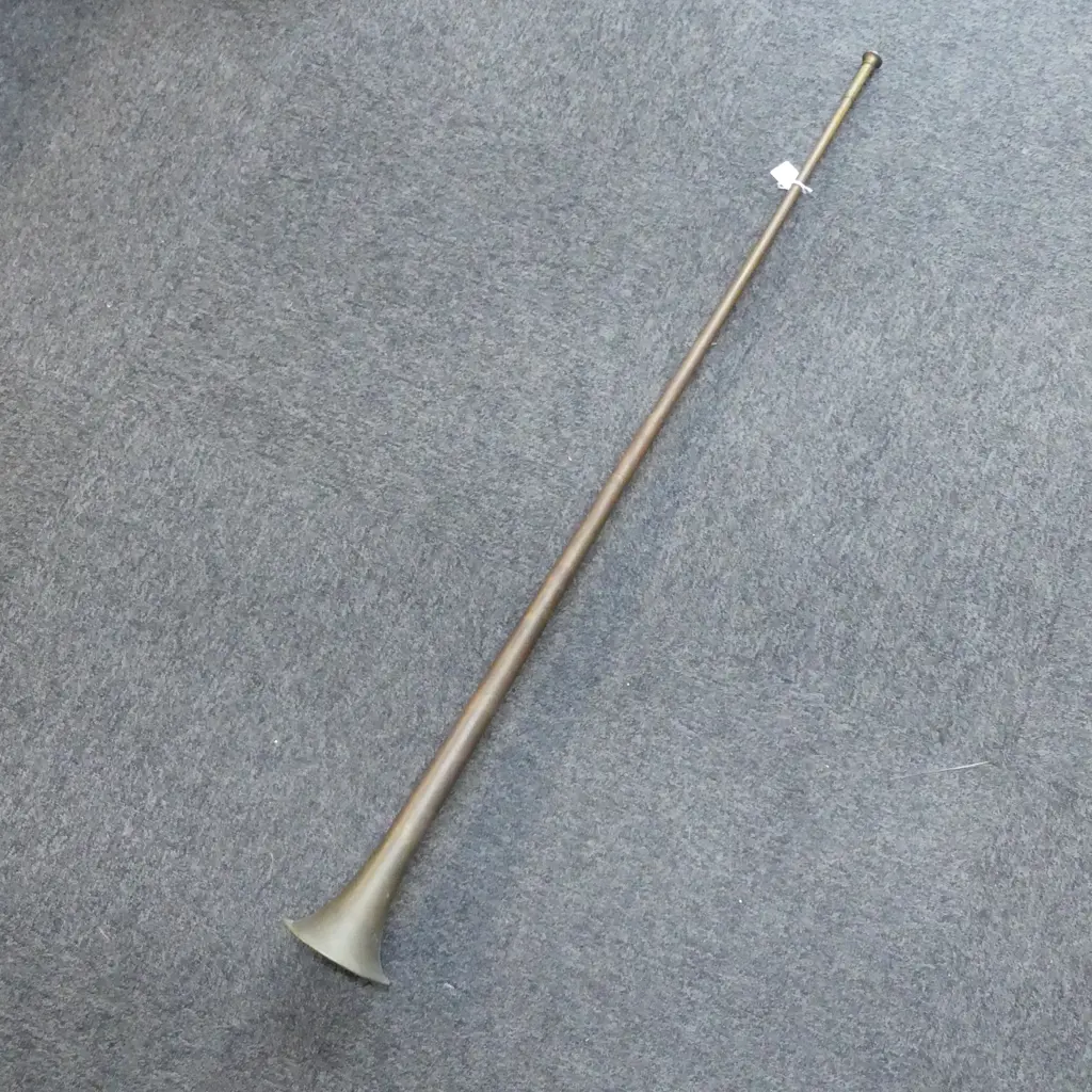 Long brass 2 section horn, H.1130 Image 1++