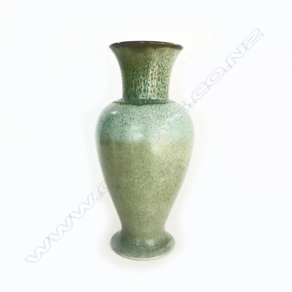 MANCUNIAN POTTERY VASE H.400mm Image 1++