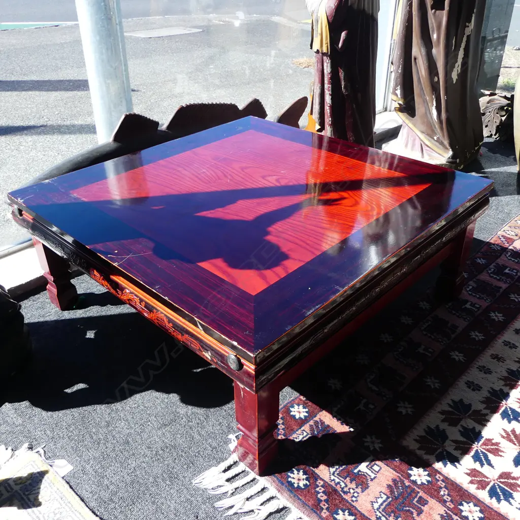 Japanese Export lacquer folding table some marks to surface Image 1++