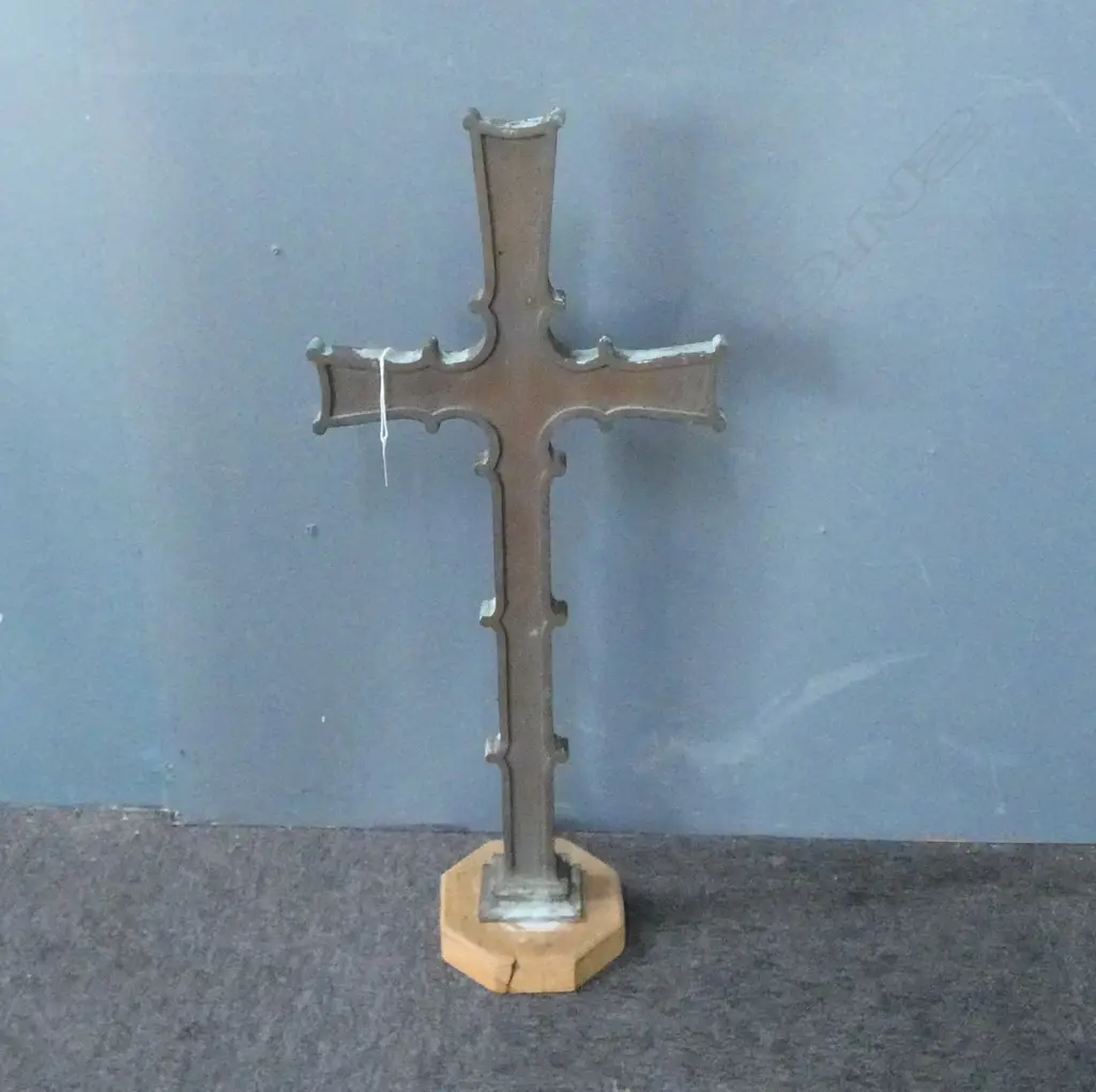 METAL CROSS FINIAL FROM THE KELMARNA MONASTERY H.750mm.. Image 1++