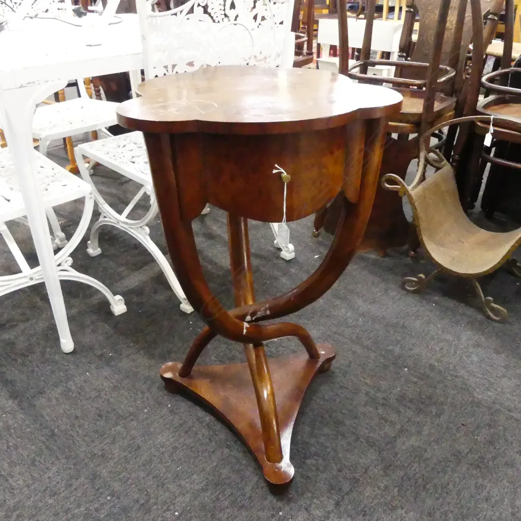 BIEDERMEIER STYLE BURR SIDE TABLE H.730mm Image 1++
