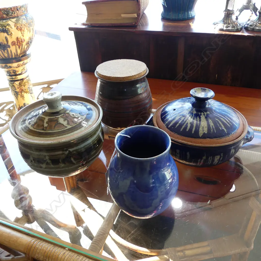 4 PCES STUDIO POTTERY; AMBRICO BLUE VASE H.140mm rim frits + 3 LIDDED CONTAINERS Image 1++