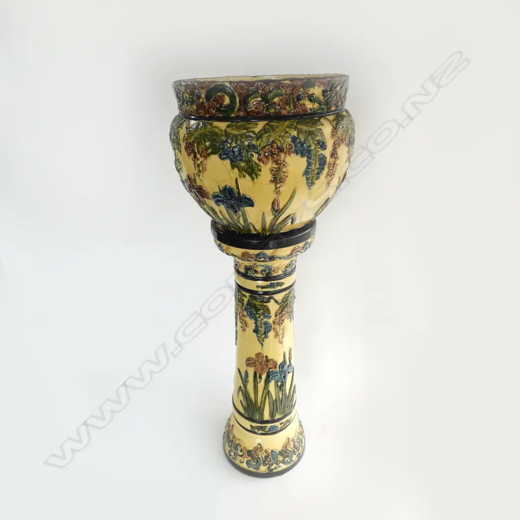 JAPANESE AWAJI JARDINERE ON STAND, REPAIRS H.920mm Image 1++