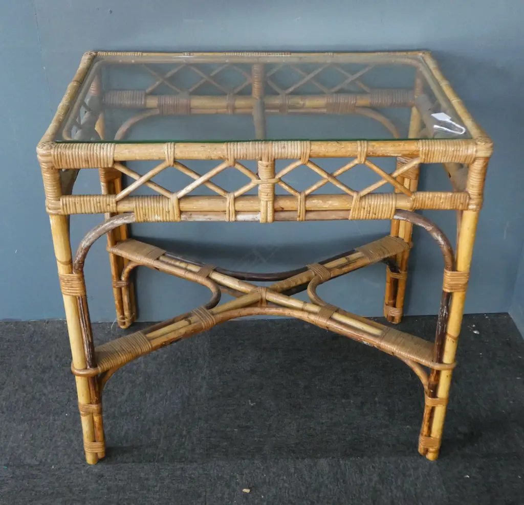 CANE TABLE, GLASS TOP 760x515x745mm Image 1++