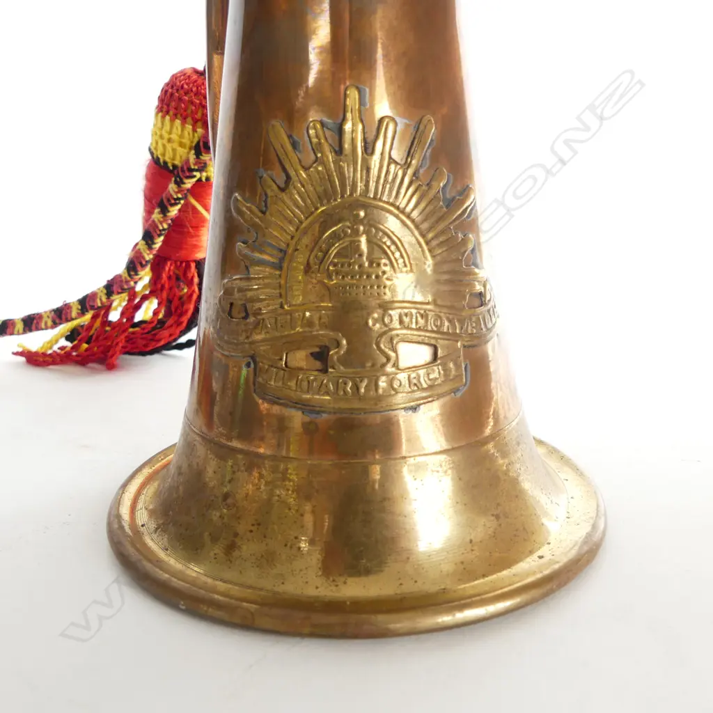 AUSTRALIAN MILITARY BUGLE L.270mm Image 1++