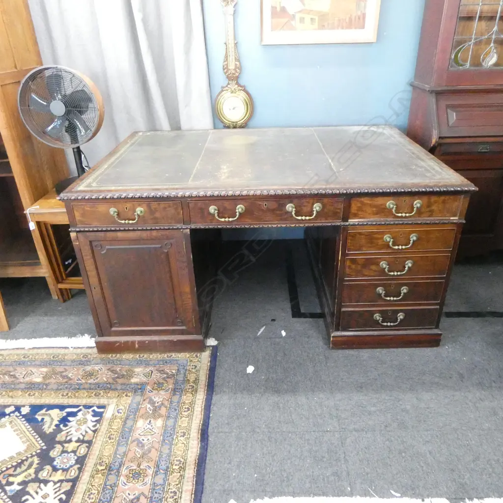 7 DRAWER LEATHER TOP PEDESTAL DESK (FAULTS) 1520x1040x750mm Image 1++