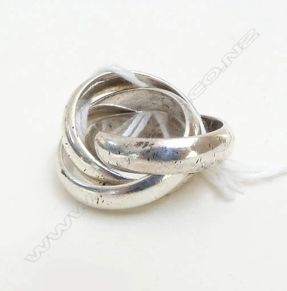 SILVER 3 BAND RUSSIAN WEDDING RING, 18.2gm Approx size N Image 1++