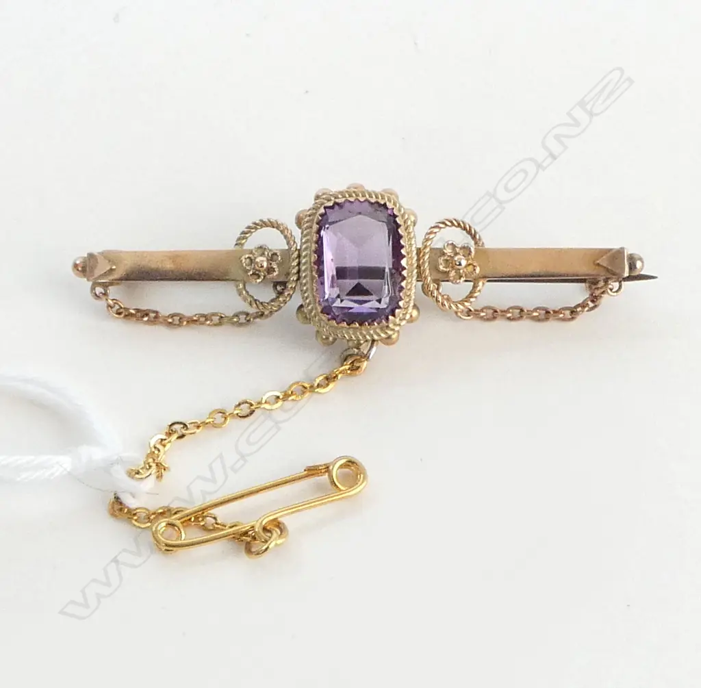 EDWARDIAN 9ct GOLD & AMETHYST EUTRUSCAN STYLE BROOCH 3.5gms Image 1++