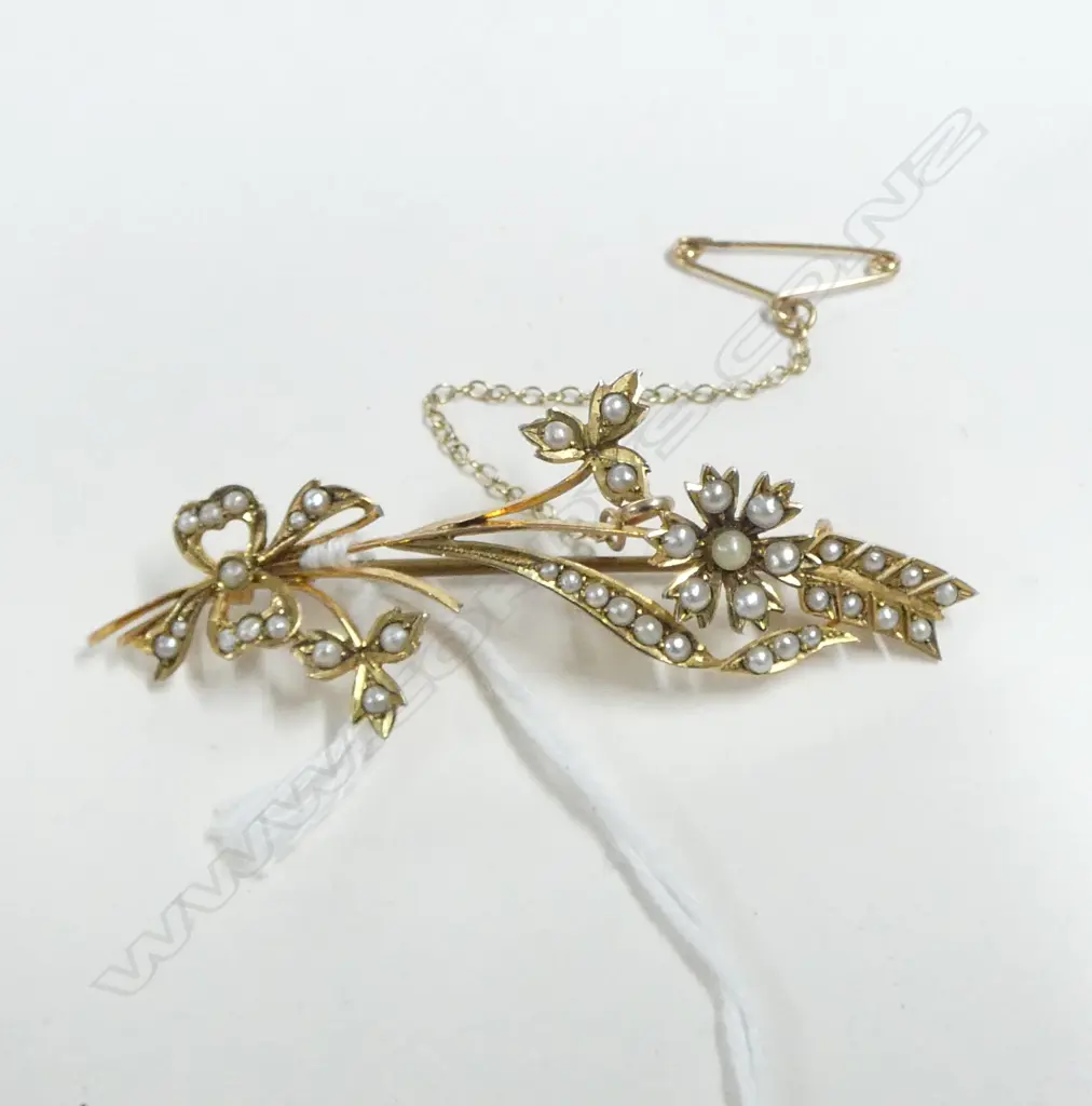 EDWARDIAN 9ct GOLD & SEED PEARL FLORAL SPRAY BROOCH 4.9gms Image 1++