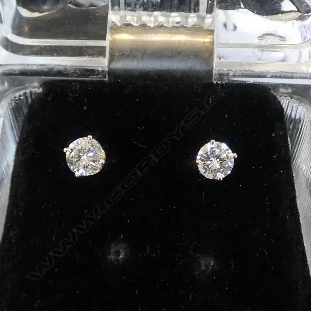 PR 14ct DIAMOND SOLITAIRE EARRINGS APPROX. 0.45CT EA. 1,5 grams (screw fittings) Image 1++