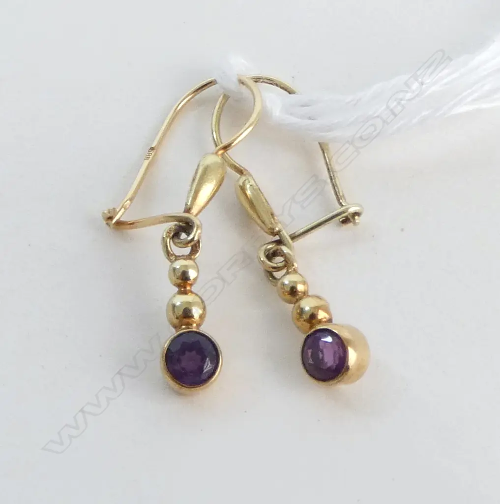 PR 14ct YELLOW GOLD & SMALL AMETHYST DROP EARRINGS for pierced ears 1.66gms Image 1++