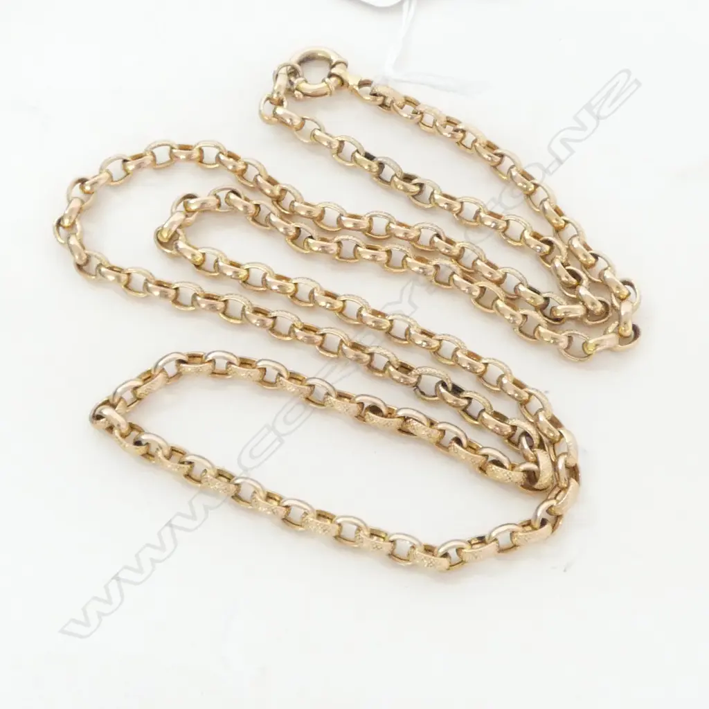 9ct YELLOW GOLD LONG NECK CHAIN alternating plain & textured links L.720mm. 16.9gms Image 1++