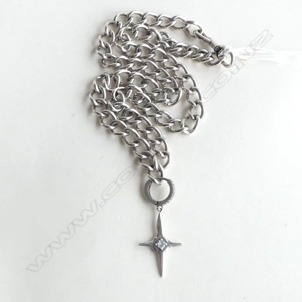 SOLID SILVER CURB LINK NECK CHAIN with SILVER GEM SET CROSS PENDANT L.440mm. 42gms Image 1++