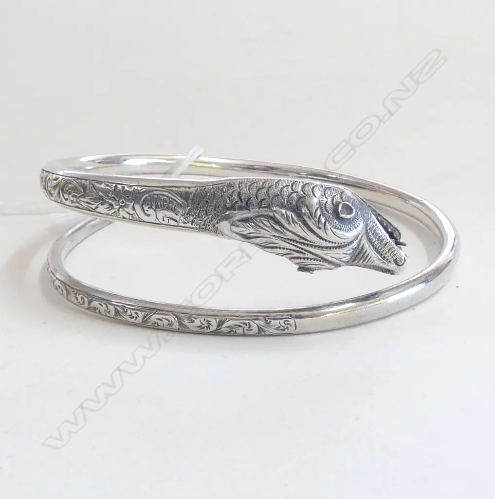 S/SILVER ANTIQUE SNAKE ARM BANGLE 52G Image 1++
