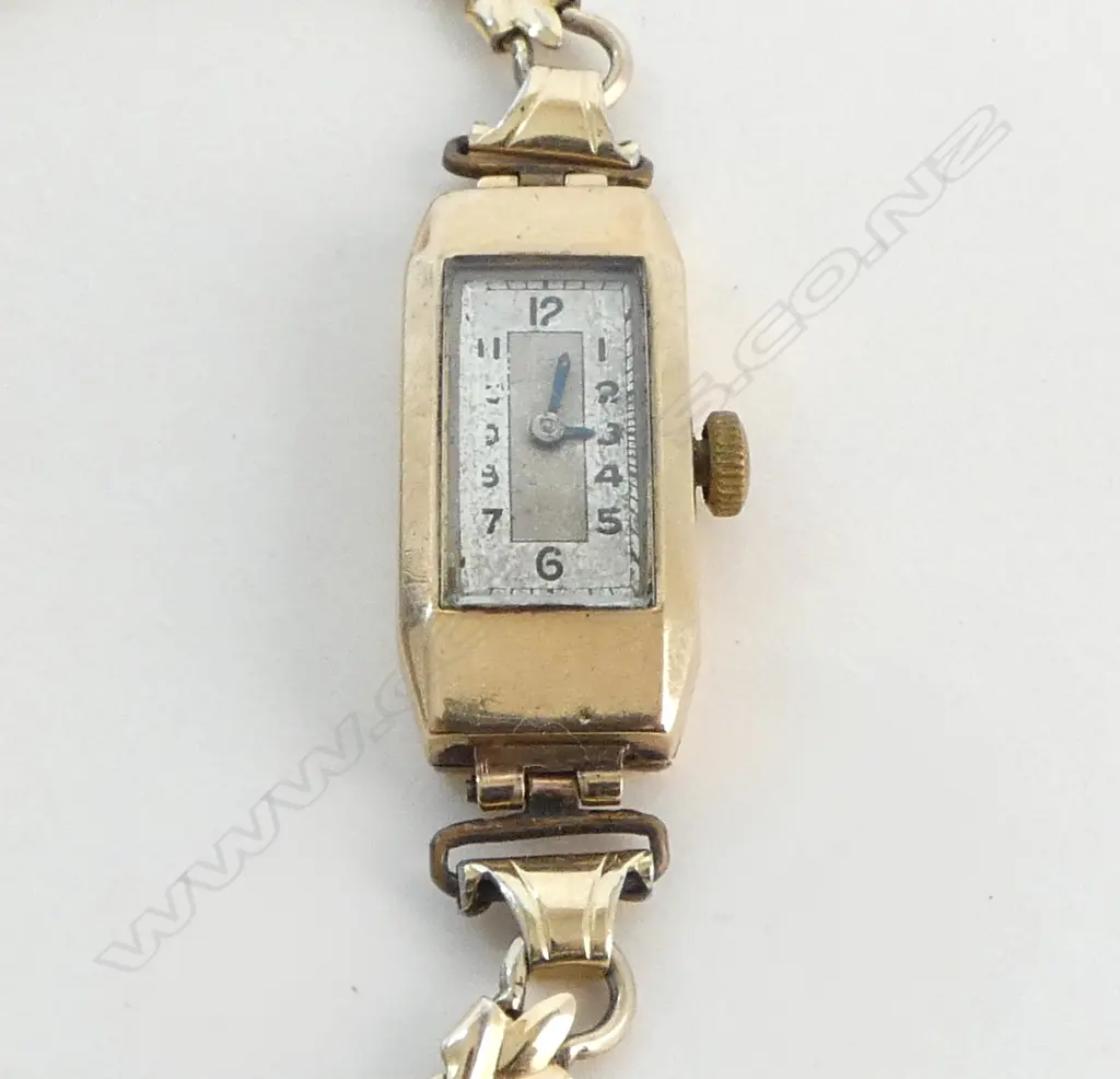 SWISS ART DECO 9ct GOLD LADIES WATCH running plated strap Image 1++