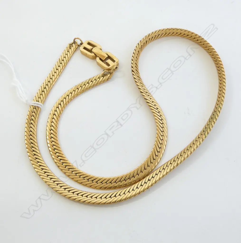 VINTAGE GIVENCHY GOLD COLOURED NECKLACE L.620mm Image 1++