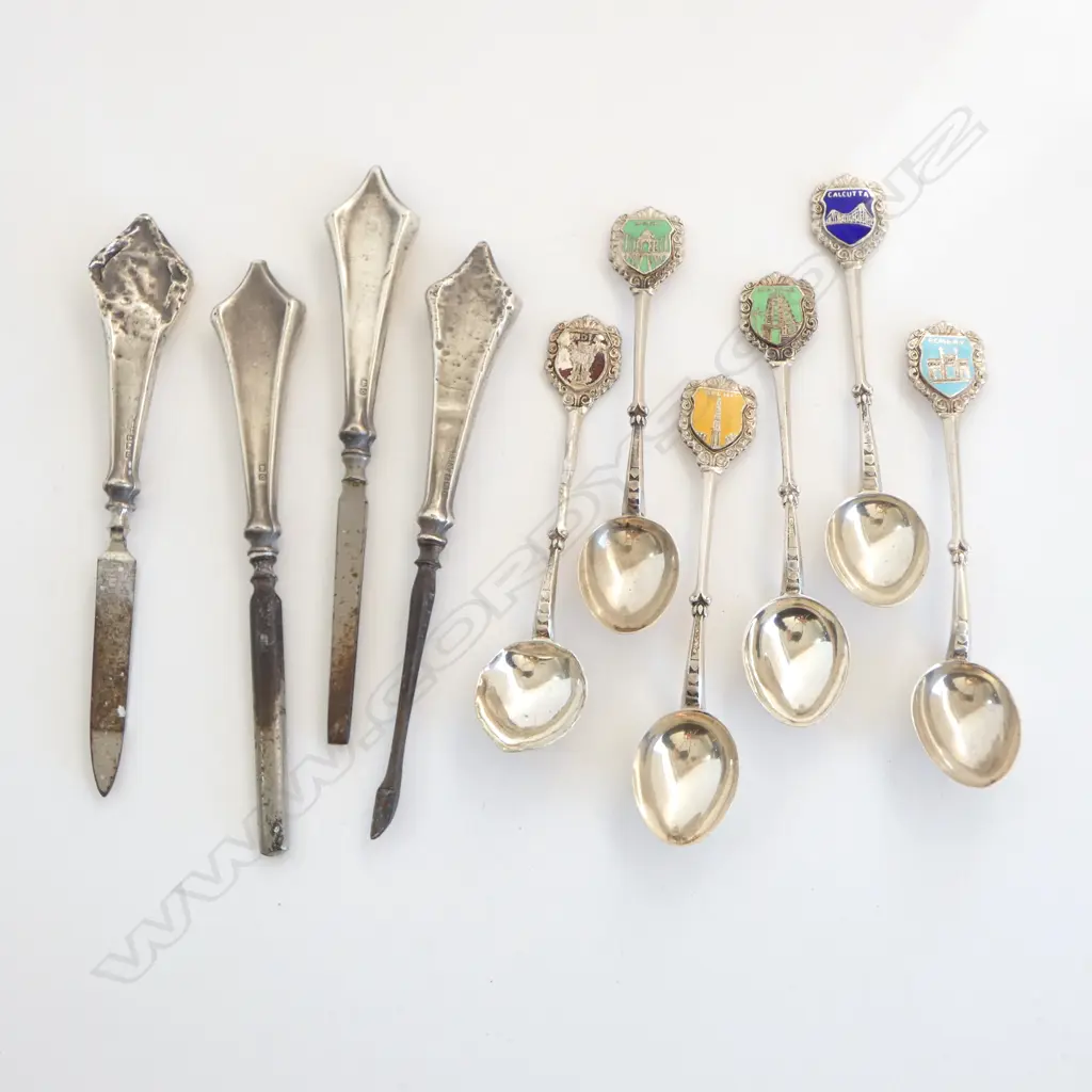 ASSORTMANT OF SMALL STG SILVER SOUVENIR SPOONS + NAIL VANITY SET - TOTAL 128gms Image 1++