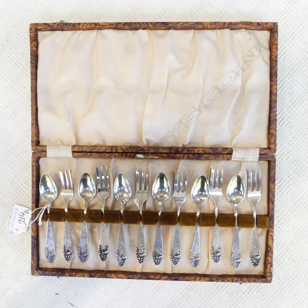 SET OF 800 SILVER 6 TEASPOONS & 6 CAKE FORKS STAMPED 800PK,151 GMS Image 1++