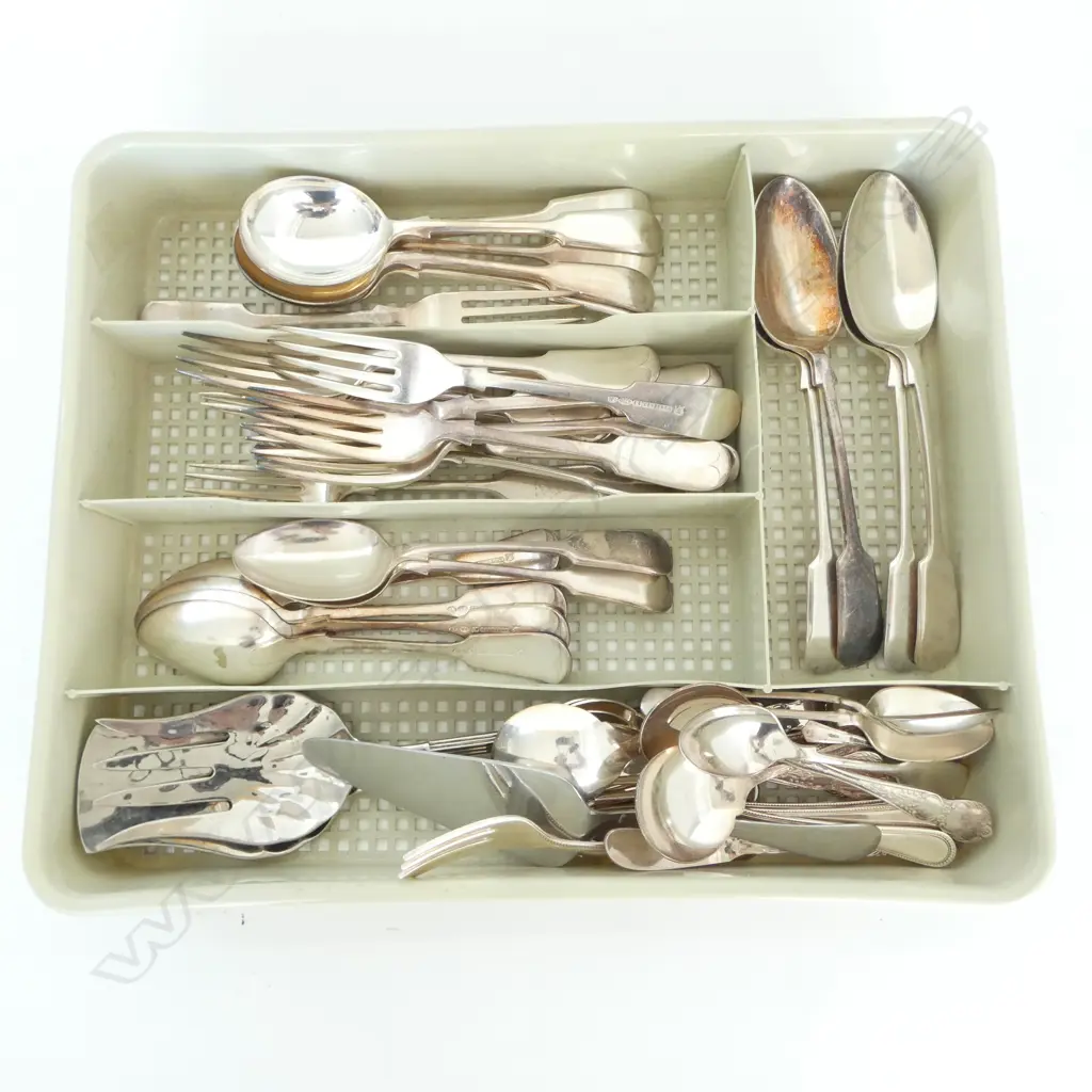 ASST. SILVER PLATE CUTLERY; COMPRISING MOSTLY ASHBERRY FIDDLE PATTERN, 50 pces Image 1++