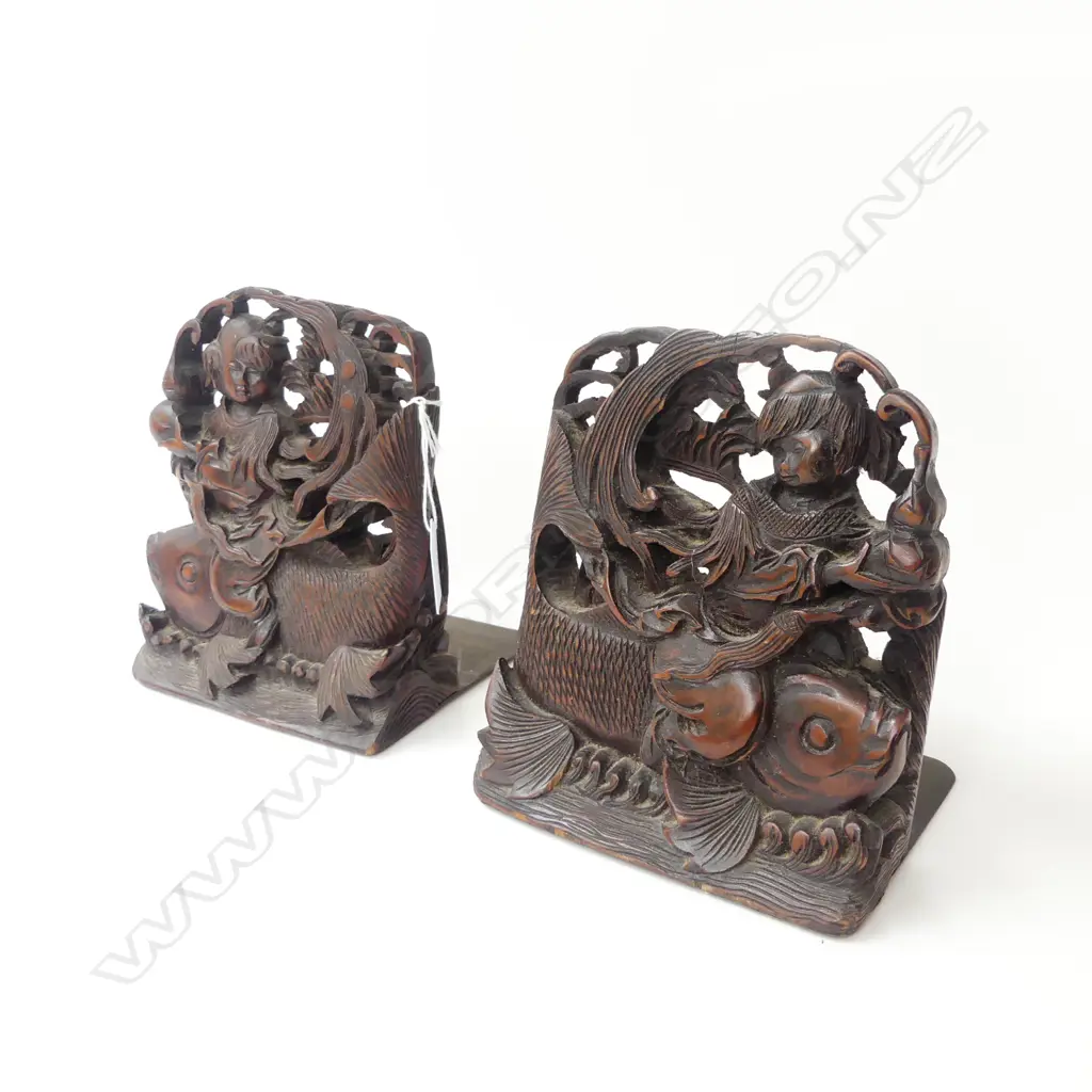 PR CHINESE CARVED ROSEWOOD BOOKENDS Image 1++
