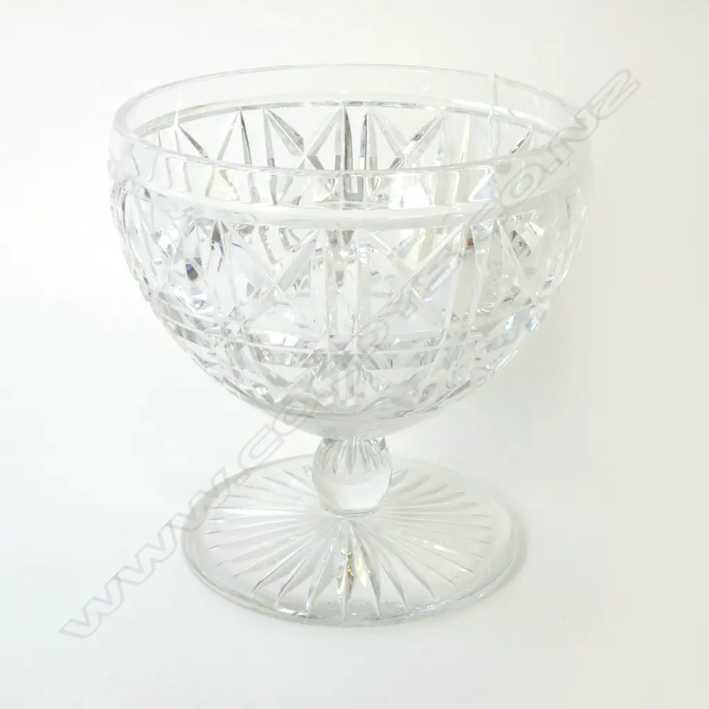 CRYSTAL PEDESTAL PUNCH BOWL Image 1++