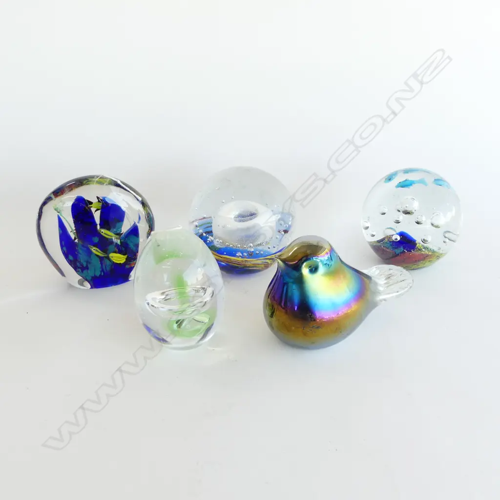 5 GLASS PAPER WEIGHTS H90MM TALLEST Image 1++
