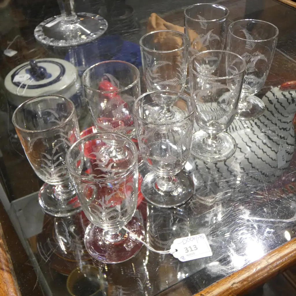SET OF 8 VICTORIAN FERN ETCHED GLASSES H.105mm Image 1++