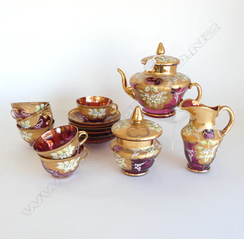 BOHEMIAN CRANBERRY GLASS TEAPOT H190MMCREAM SUGAR &6 C/SAUCERS ONE CUP AF Image 1++