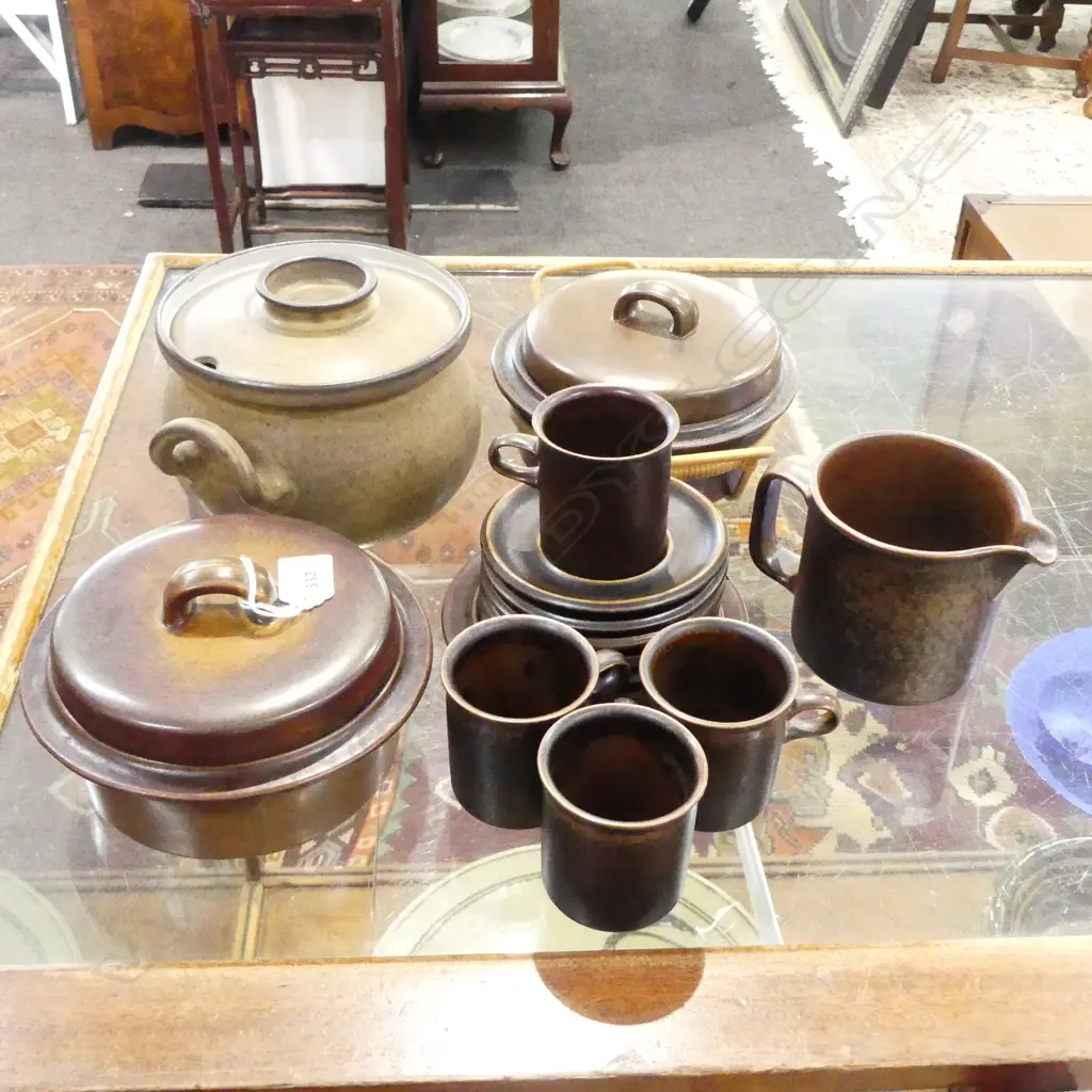 ASST. VINTAGE 'ARABIA' POTTERY from FINLAND Image 1++