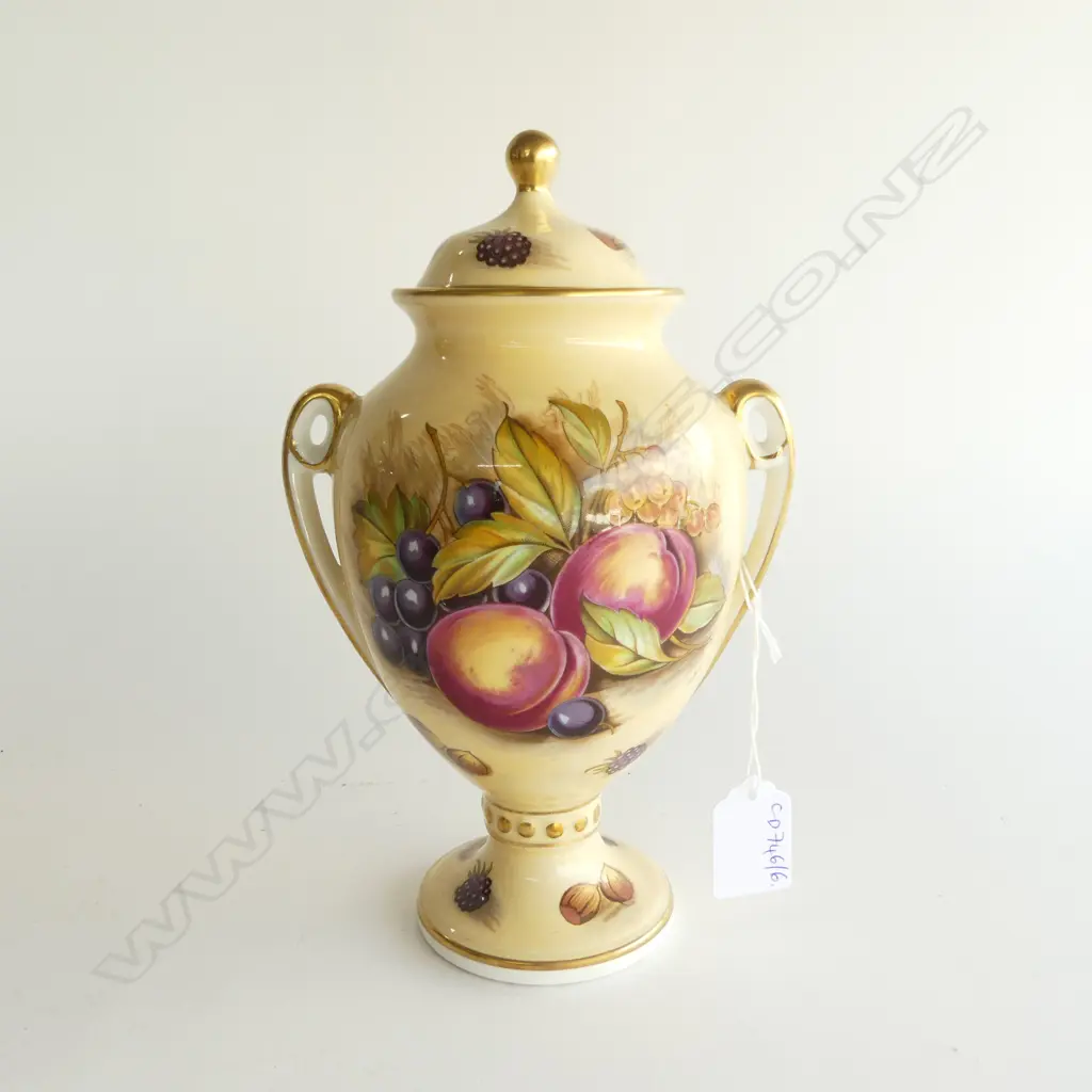 AYNSLEY ORCHARD GOLD LIDDED URN H.220mm Image 1++