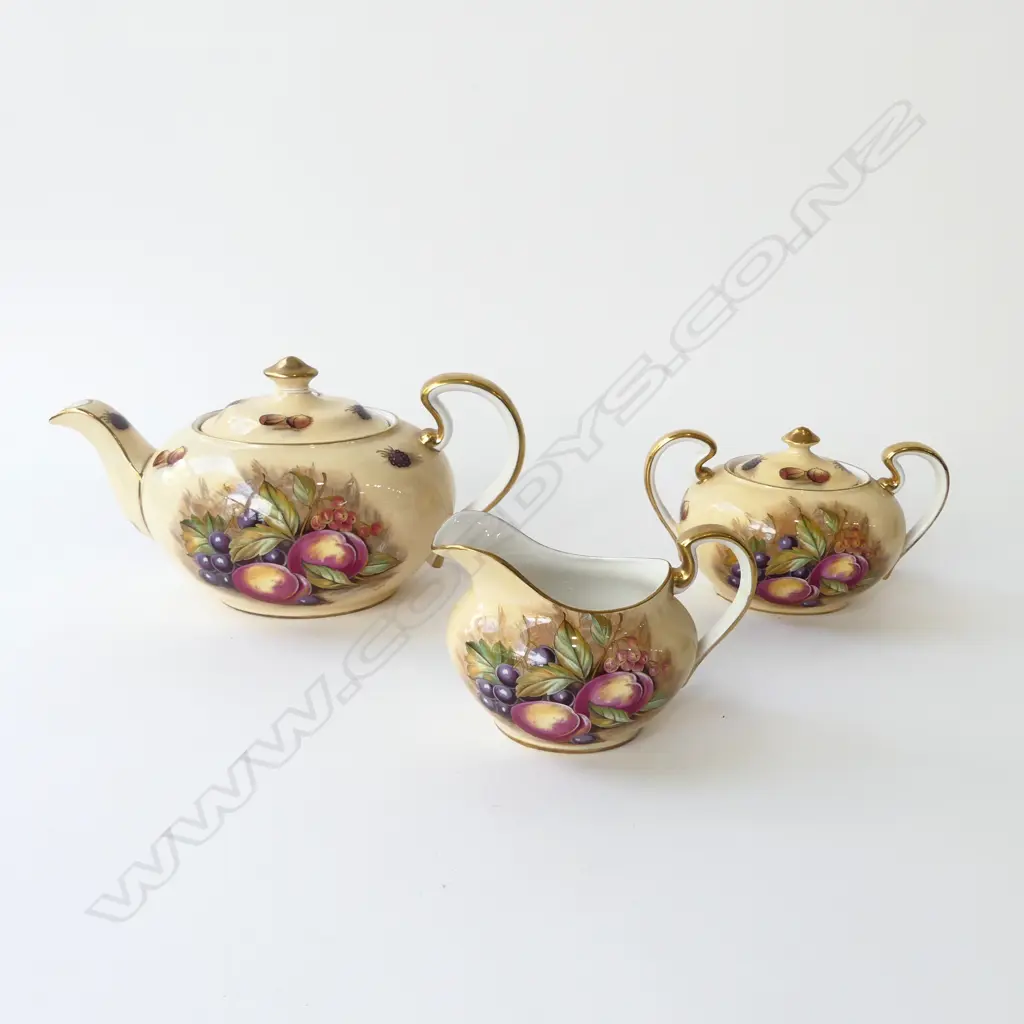 AYNSLEY ORCHARD GOLD TEAPOT W.270mm + MILK AND SUGAR Image 1++