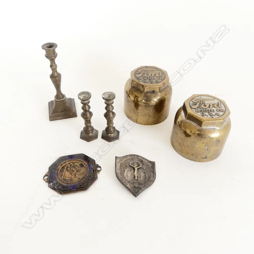 2 EARLY 20thC FORD HUBCAPS, 2 TOKENS (1 ST. CHRISTOPHER), 3 MINIATURE CANDLESTICKS H.85mm Image 1++
