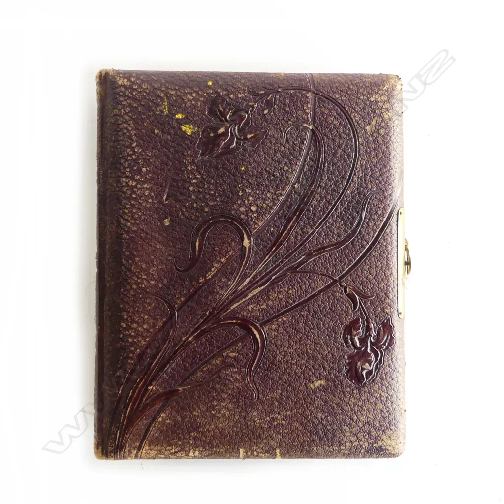 VICTORIAN PHOTO ALBUM (EMPTY) Image 1++