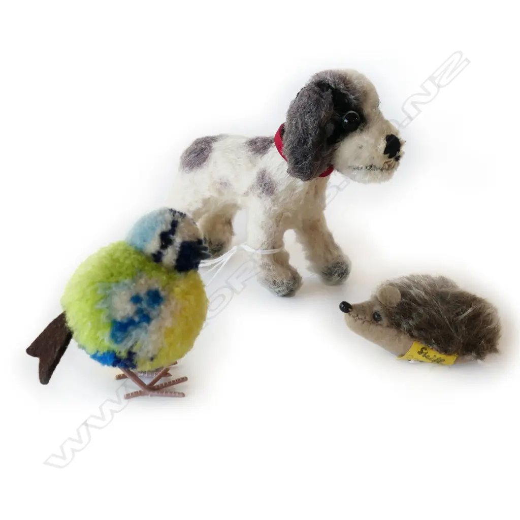 3 VINTAGE MINIATURE STEIFF SOFT TOYS; DOG, BIRD & HEDGEHOG, H.100,50 & 20mm Image 1++
