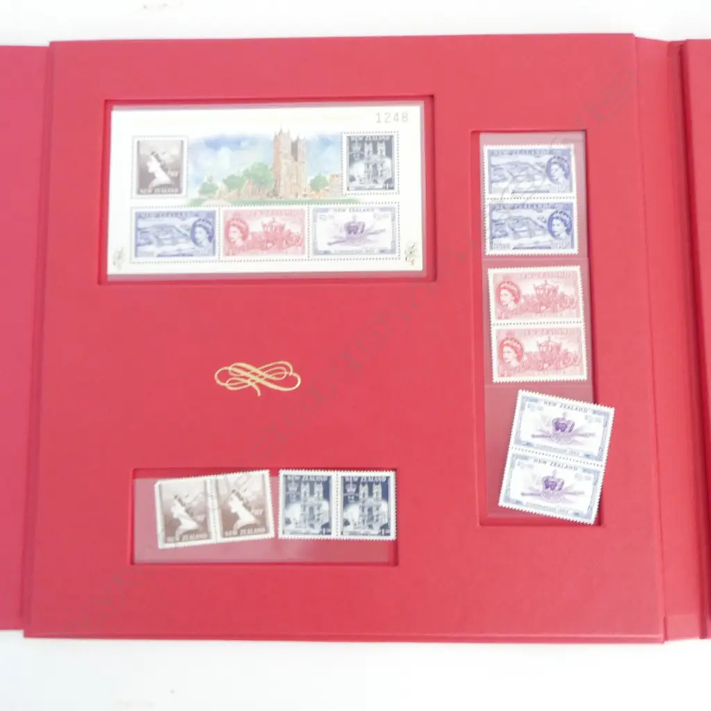 LTD. ED STAMP ALBUM ELIZABETH II 2003  50 YEARS CORONATION Image 1++